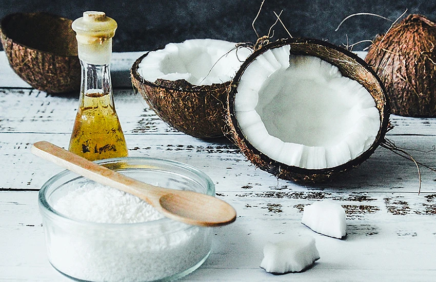 Coconut Oil Pulling – A Natural Method for a Healthy Smile