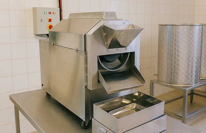 Roasting Seeds: The Key to Exceptional Cold-Pressed Natural Oils