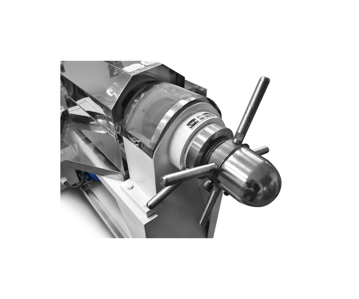 squeezing-oil-in-a-screw-press